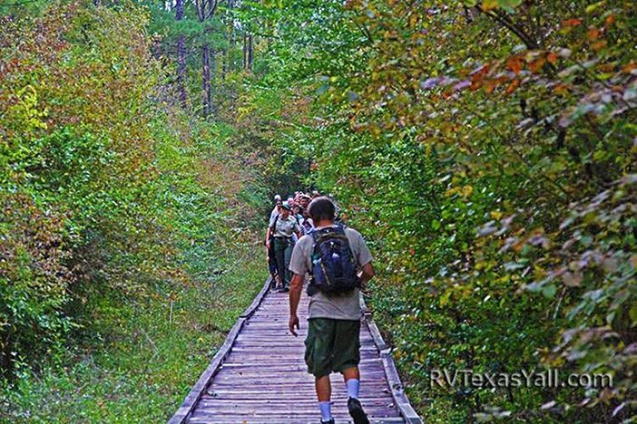 Hike Lake Livingston State Park